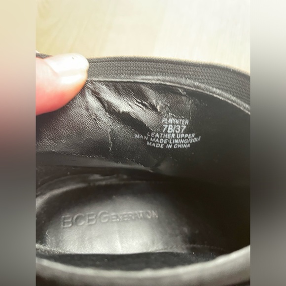 BCBGeneration Wynter Velvet Wedge Leather Booties Size 7B Elastic Stretch Black - Picture 8 of 8